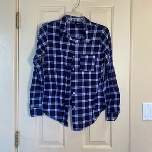 Deleting 3/21 Lightweight flannel shirt